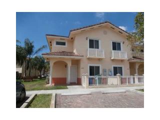 18008 74th Ct, Hialeah, FL 33015-8454