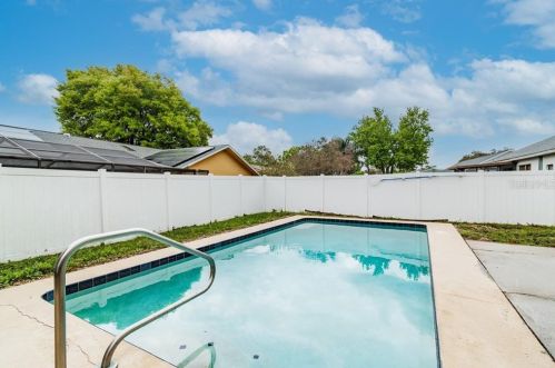 4233 Grandwood Ln, New Port Richey, FL 34653-6661
