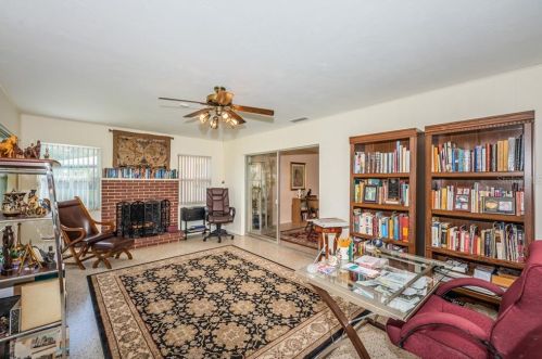 781 58th Ave, Saint Petersburg FL  33703-1601 exterior