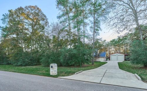 19215 Indigo Lake Dr, Magnolia, TX 77355-3154