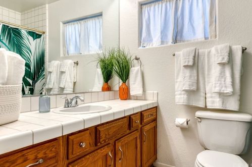 51899 Avenida Carranza, La Quinta CA  92253-3156 exterior