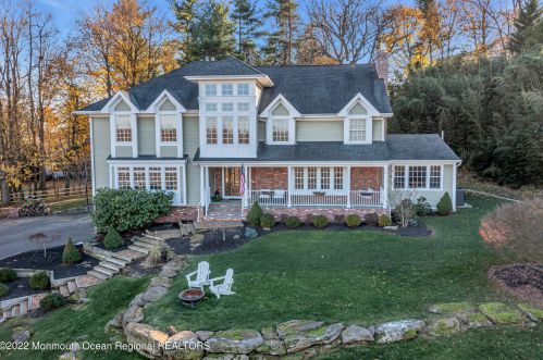 34 Windsor Dr, Little Silver NJ  07739-1311 exterior