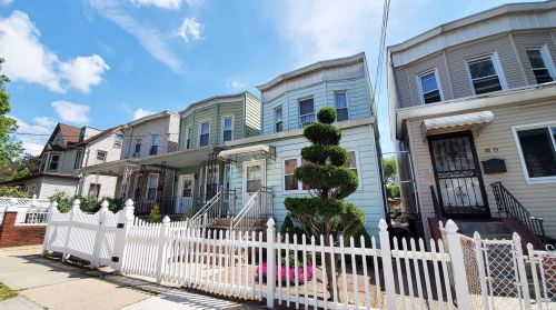 86-13 76th St, Jamaica, NY 11421-1001