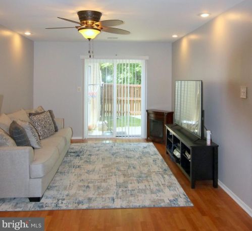 304 Mason Run, Pine Hill, NJ 08021-6853