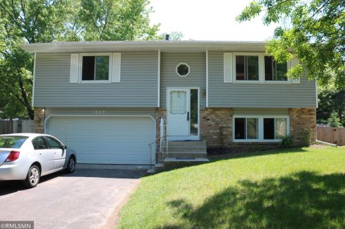 1660 107th Ave, Minneapolis, MN 55433-4285