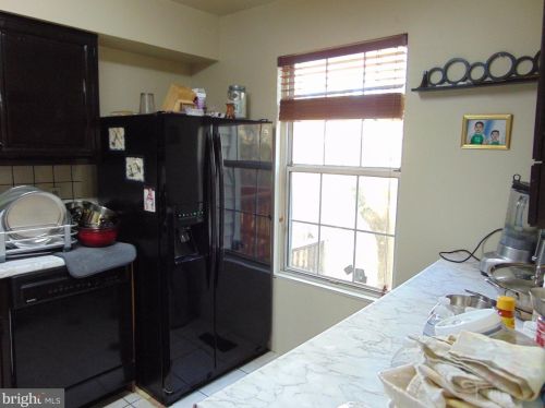 14833 Winding Loop, Woodbridge VA  exterior