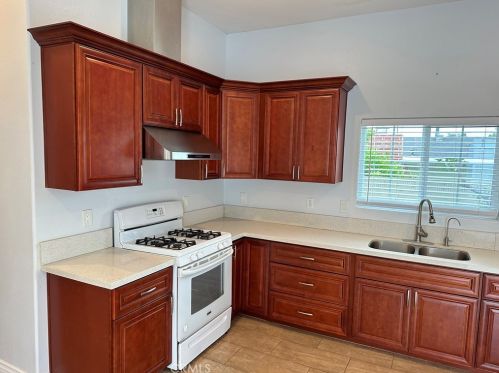 12541 West St, Garden Grove, CA 92840-5616