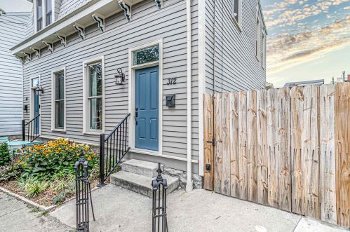 312 7th St, Covington, KY 41011-1344