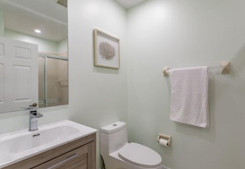 3471 177 Ave, Hollywood FL 33029-1672 exterior