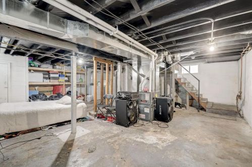 2689 Milwaukee St, Madison WI  53704-5153 exterior