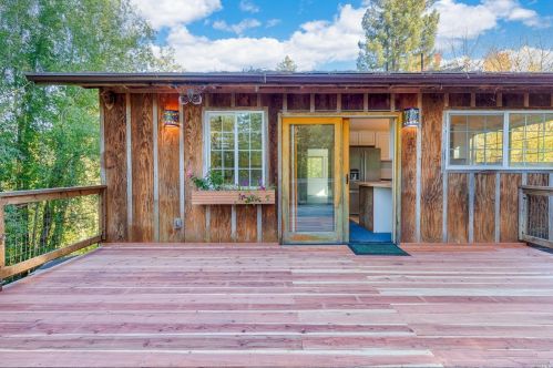 3932 Harrison Grade Rd, Sebastopol CA  95472-9359 exterior