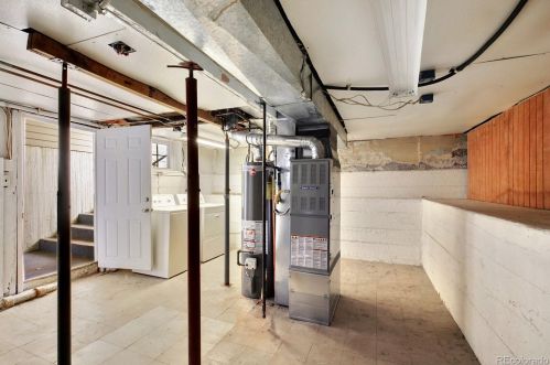 4334 Logan St, Englewood CO 80113-5826 exterior