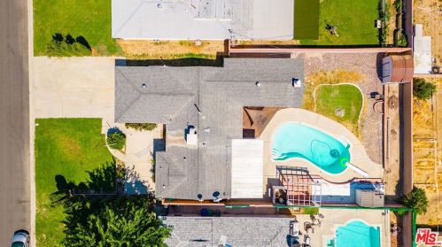 45108 Harlas Ave, Lancaster CA  93534-2149 exterior