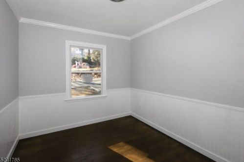 75 Elba Ave, Hopatcong NJ  07843-1848 exterior