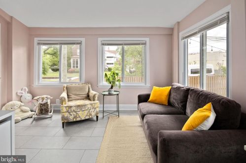 1351 Franklin St, Washington DC  20017-2447 exterior