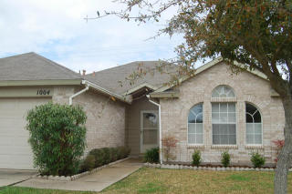 1004 Cupertino St, Portland, TX 78374-4126