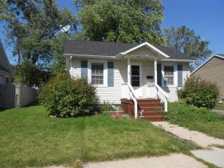 1023 Wisconsin St, Delavan WI  53115-1436 exterior