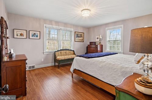 105 Ivy Ln, Glen Mills PA  19342-1319 exterior