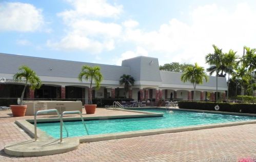 505 Dania Beach Blvd, Dania Beach FL  33004-3223 exterior