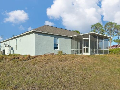 4060 60th Ave, Naples, FL 34120-2662