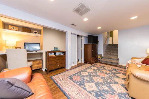 1239 Choctaw Dr, London OH  43140-8726 exterior