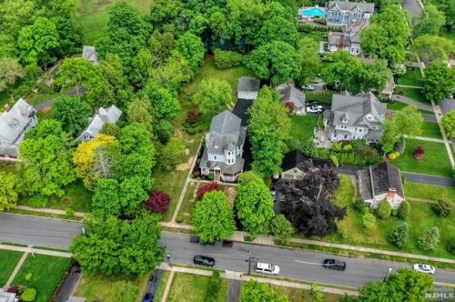 159 Irving St, Ridgewood NJ 07450-3319 exterior