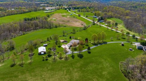 2306 Wesley Chapel Rd, Zanesville OH  43701-9334 exterior