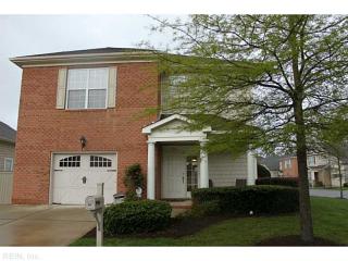 600 Mulberry Cres, Chesapeake, VA 23320-3819