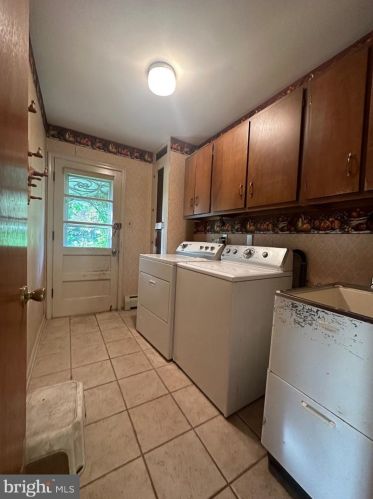 3750 Wheatsheaf Rd, Huntingdon Valley PA  19006-2810 exterior