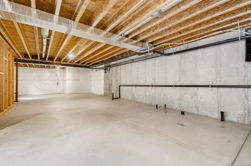 2111 Franklin St, Denver CO 80205-3905 exterior