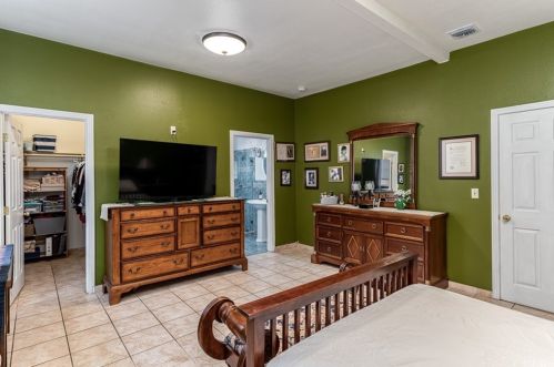 12070 Morning Ave, Downey CA  90242-2324 exterior