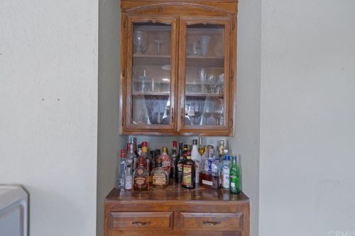 6040 Moraga Ave, Riverside CA 92509-6251 exterior