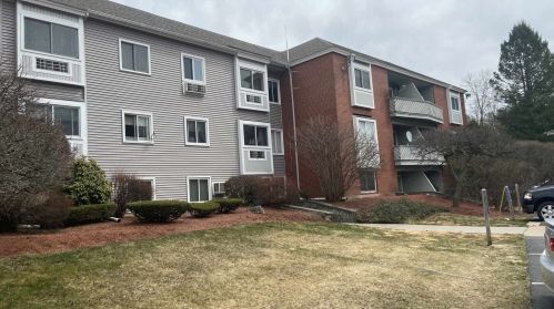 121 Cluff Crossing Rd, Salem, NH 03079-3507