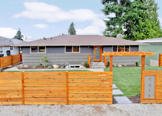 8815 22 Ave, Seattle WA  98117-2712 exterior