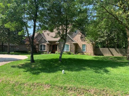 1612 Sweetgum St, Conroe, TX 77385-9530
