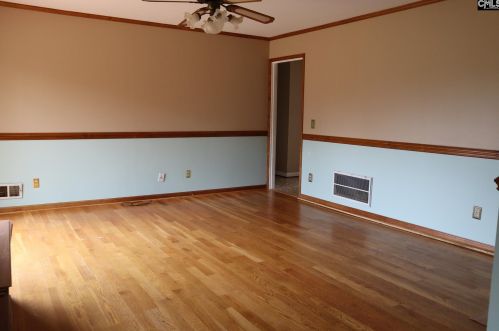 211 Laurel Meadows Dr, Cayce-West Columbia SC  29169-2312 exterior