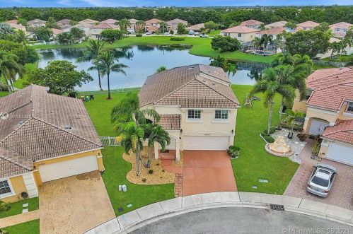 15773 3rd St, Hollywood, FL 33028-1588