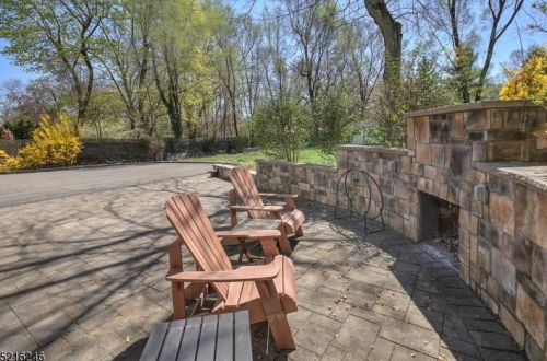 18 Sunnybrook Rd, Bernardsville NJ  07924-2713 exterior