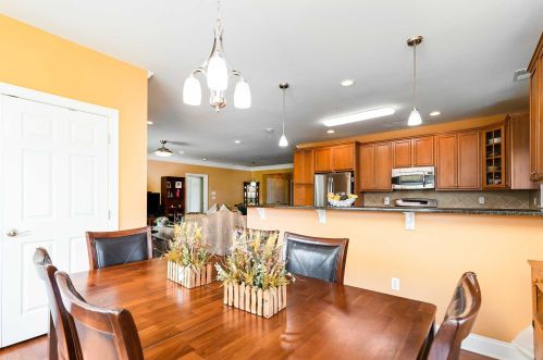 335 Regency Dr, Fishkill NY  12524-4937 exterior