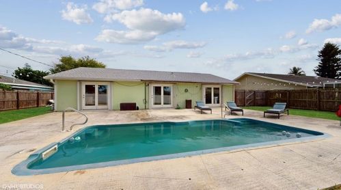 2901 46th St, Naples FL  34116-8245 exterior
