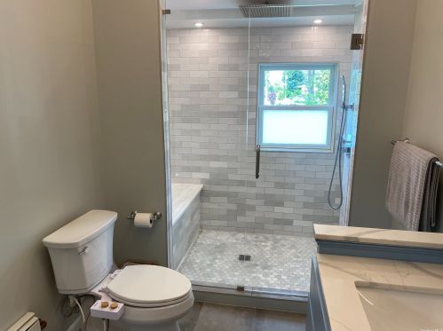 22 Ardmore Pl, San Remo NY  11754-4002 exterior