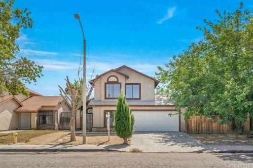 604 Jackman St, Lancaster, CA 93535-2658