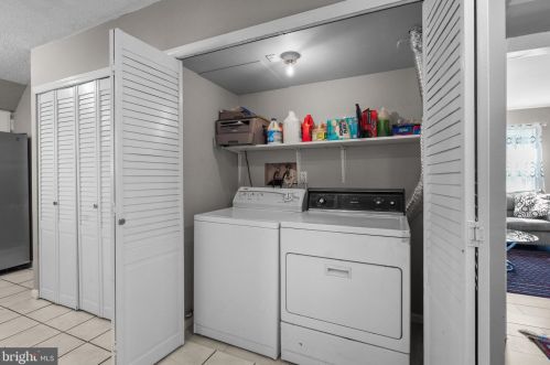 3027 Byberry Rd, Philadelphia PA  19154-1842 exterior