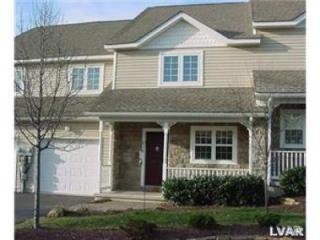 376 Saint Elmo St, Nazareth, PA 18064-1030