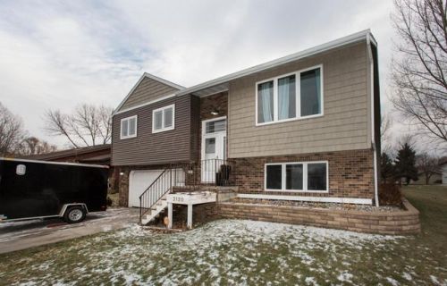 3120 22 St, Moorhead MN  exterior