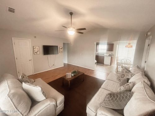 2 Blacksmith Cir, Beaufort, SC 29906-8560