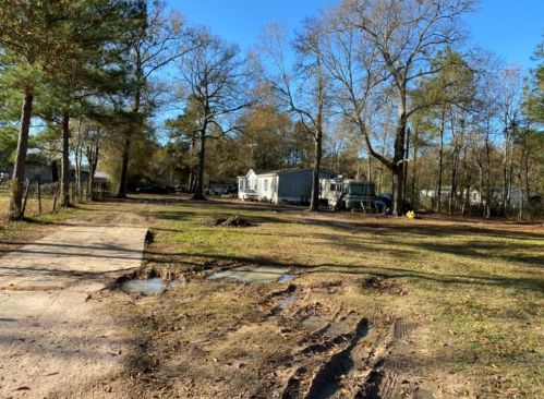 17258 Old Highway 105, Conroe, TX 77306-6106