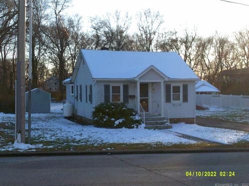 79 Virginia Ave, Groton CT  06340-5026 exterior