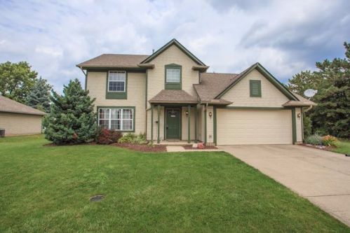 902 Sunset Dr, Englewood, OH 45322-2248