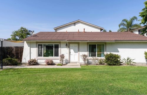 3682 Cliff Way, Oceanside CA  92056-4703 exterior